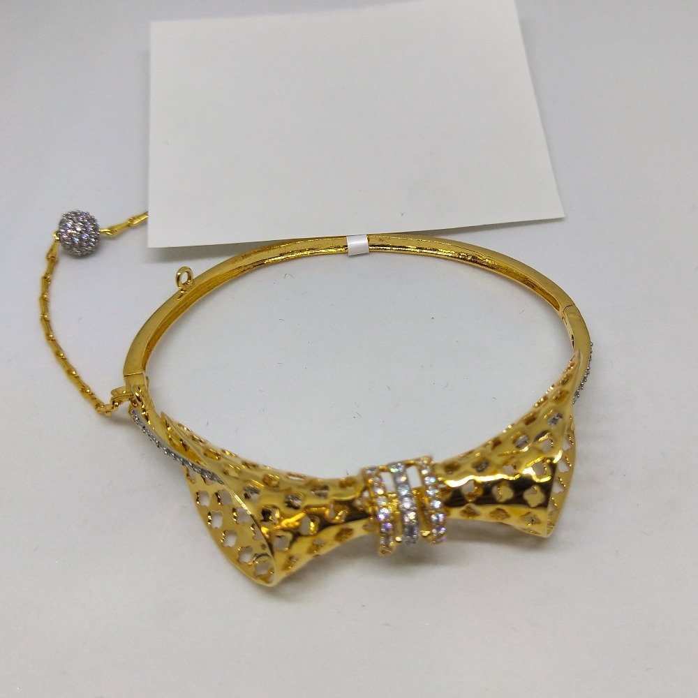 22K Damru design gold bracelet